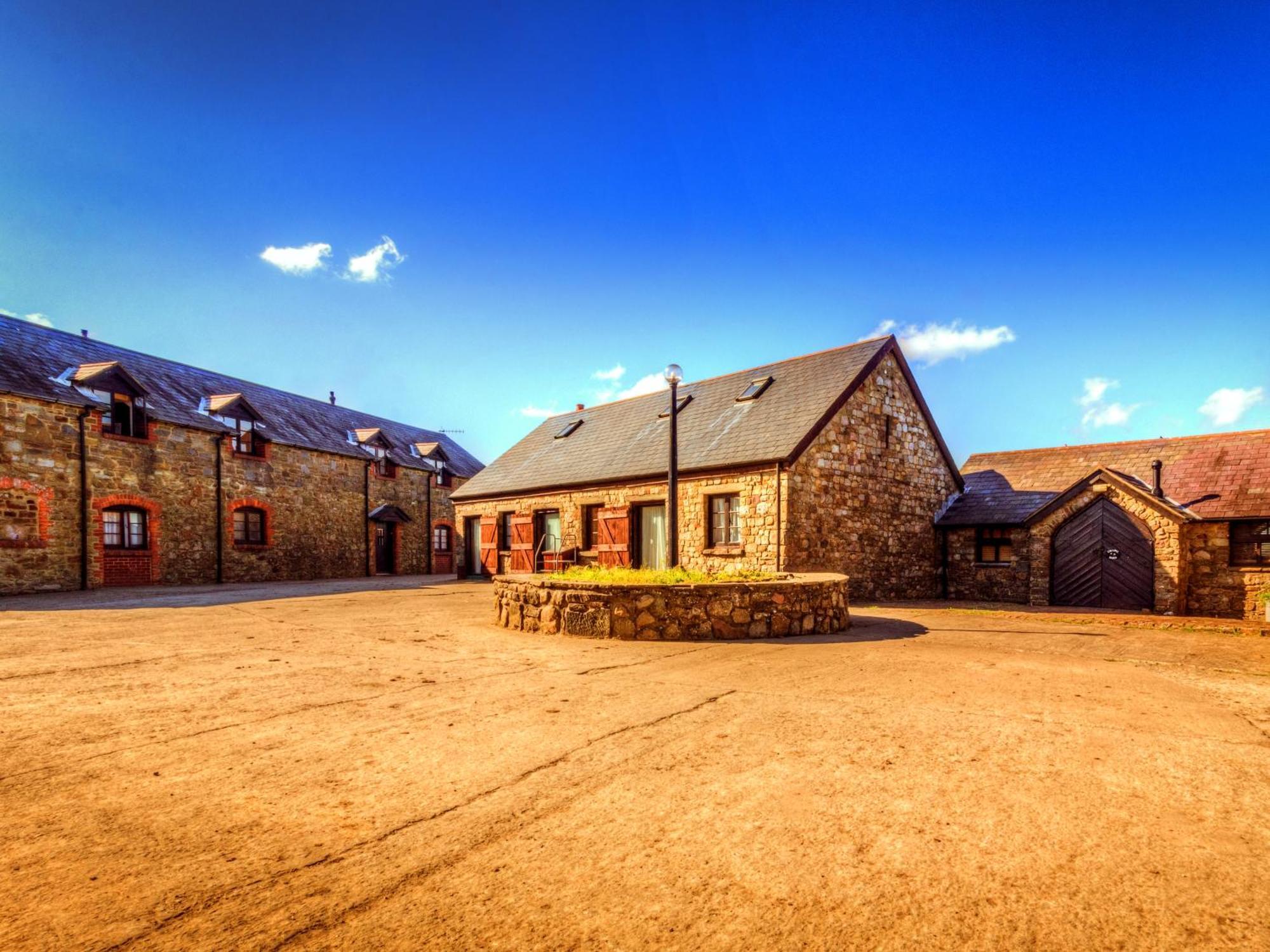 Clyne Farm Centre Villa The Mumbles Exterior photo